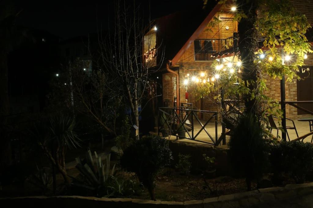 Sunshine House Villa Kutaisi Bagian luar foto