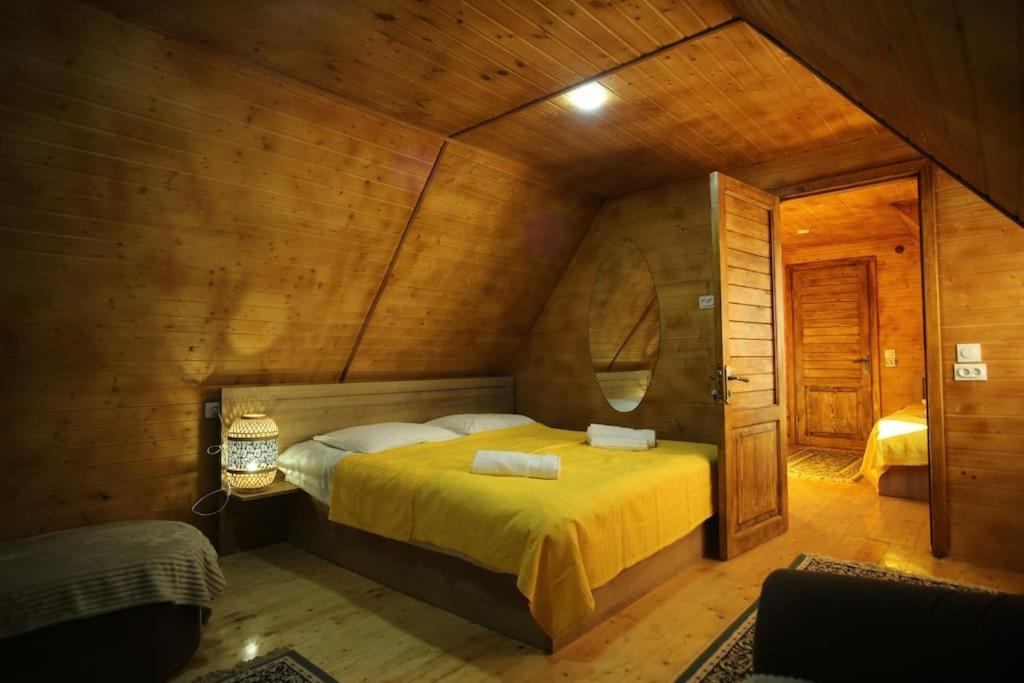 Sunshine House Villa Kutaisi Bagian luar foto