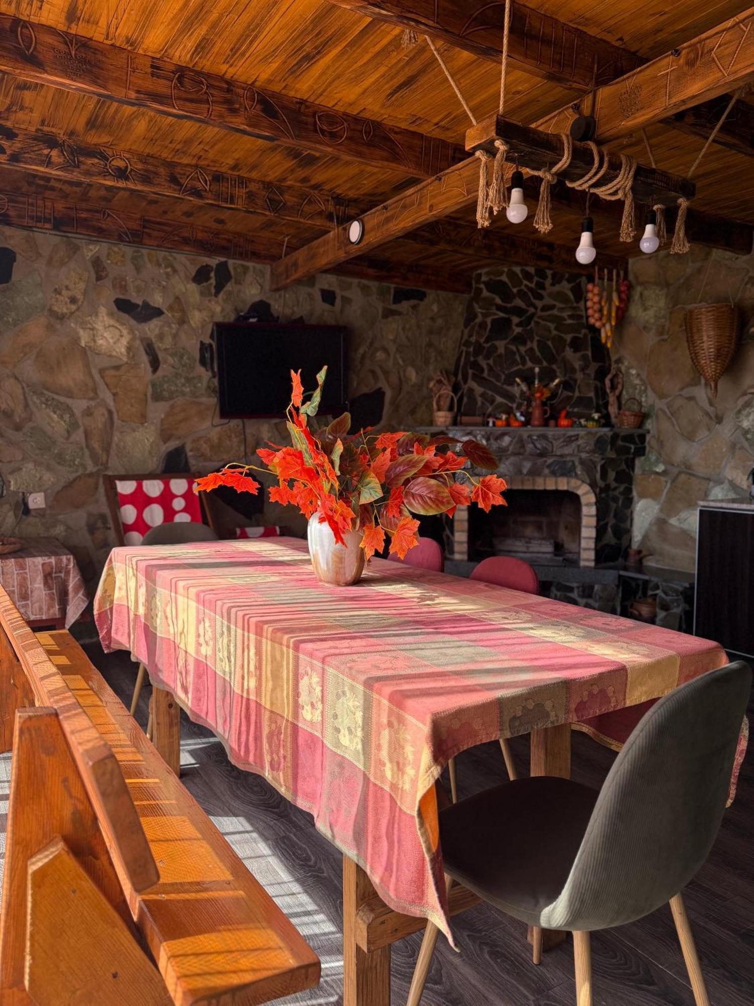Sunshine House Villa Kutaisi Bagian luar foto